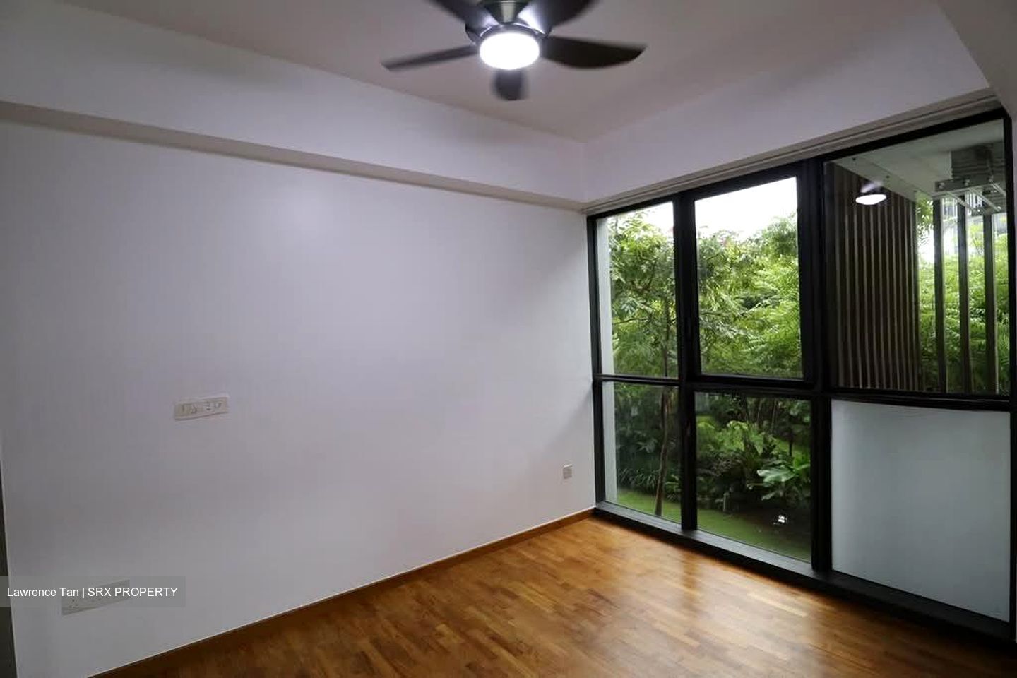 Sims Urban Oasis (D14), Condominium #556955031